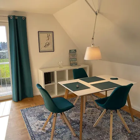 Apartment Schleibutt In - Stadtnah, Ruhig, Fahrradfreundlich, Mit E-auto Ladestation Und Eigenem Parkplatz *