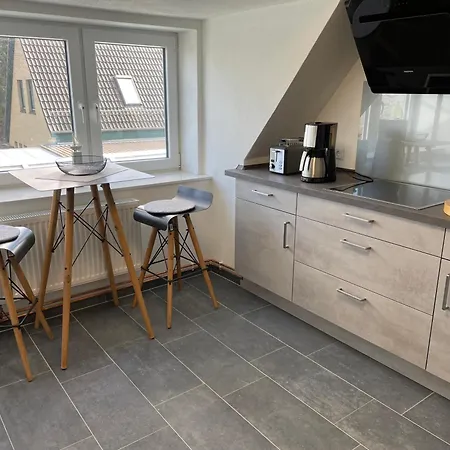 Apartment Schleibutt In - Stadtnah, Ruhig, Fahrradfreundlich, Mit E-auto Ladestation Und Eigenem Parkplatz *